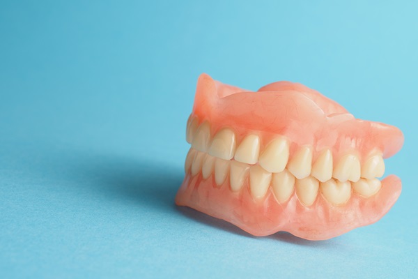 A Dentist Recommends Proper Care For Dentures